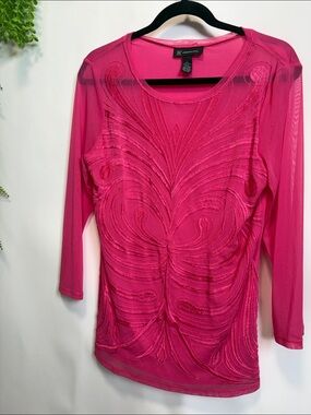 INC Hot Pink Top. Beautiful colour and detail . Size Lrg.